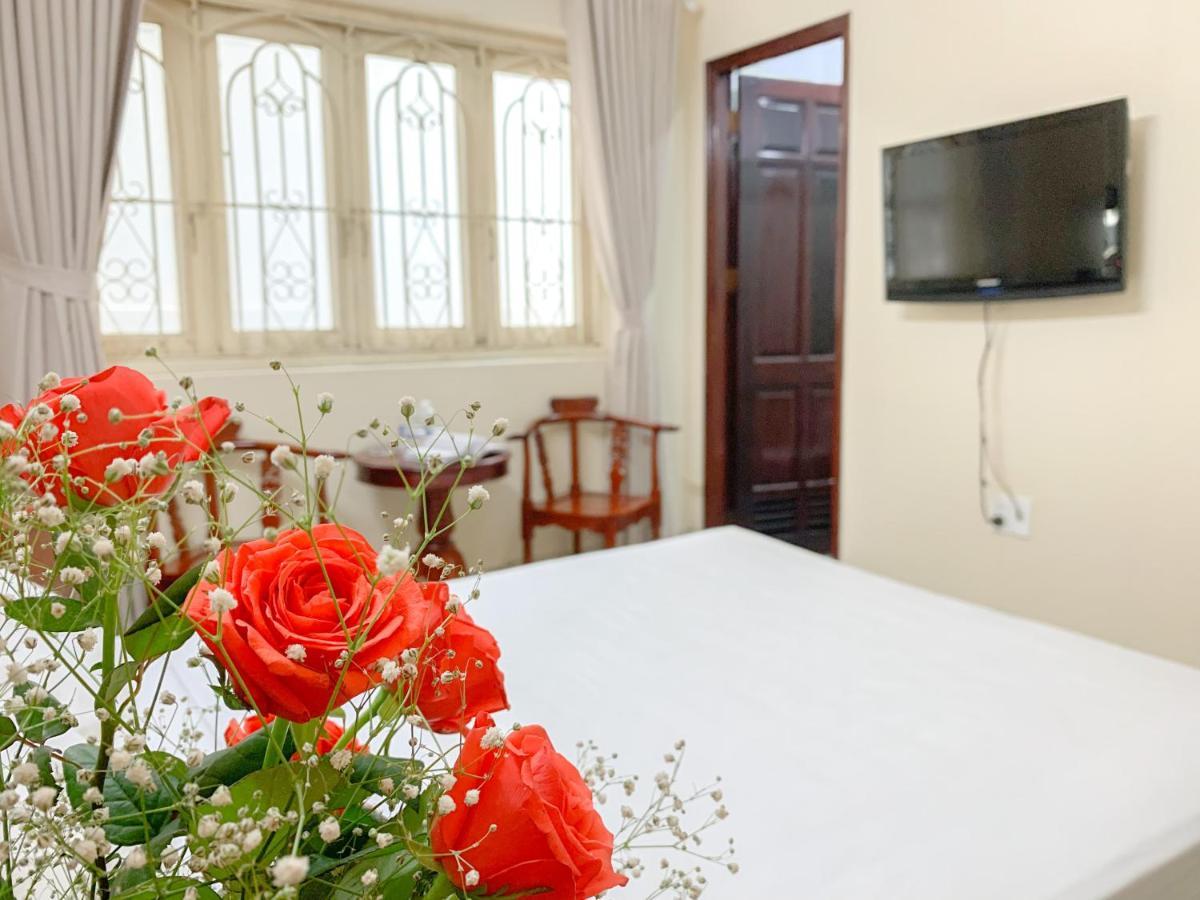 Red Sun Airport Saigon Hotel โฮจิมินห์ซิตี้ ภายนอก รูปภาพ