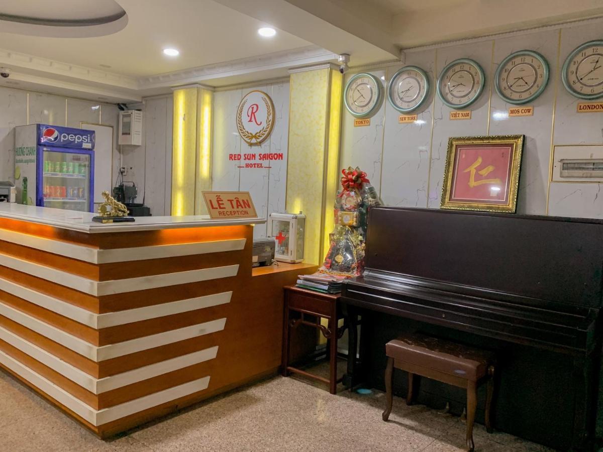 Red Sun Airport Saigon Hotel โฮจิมินห์ซิตี้ ภายนอก รูปภาพ