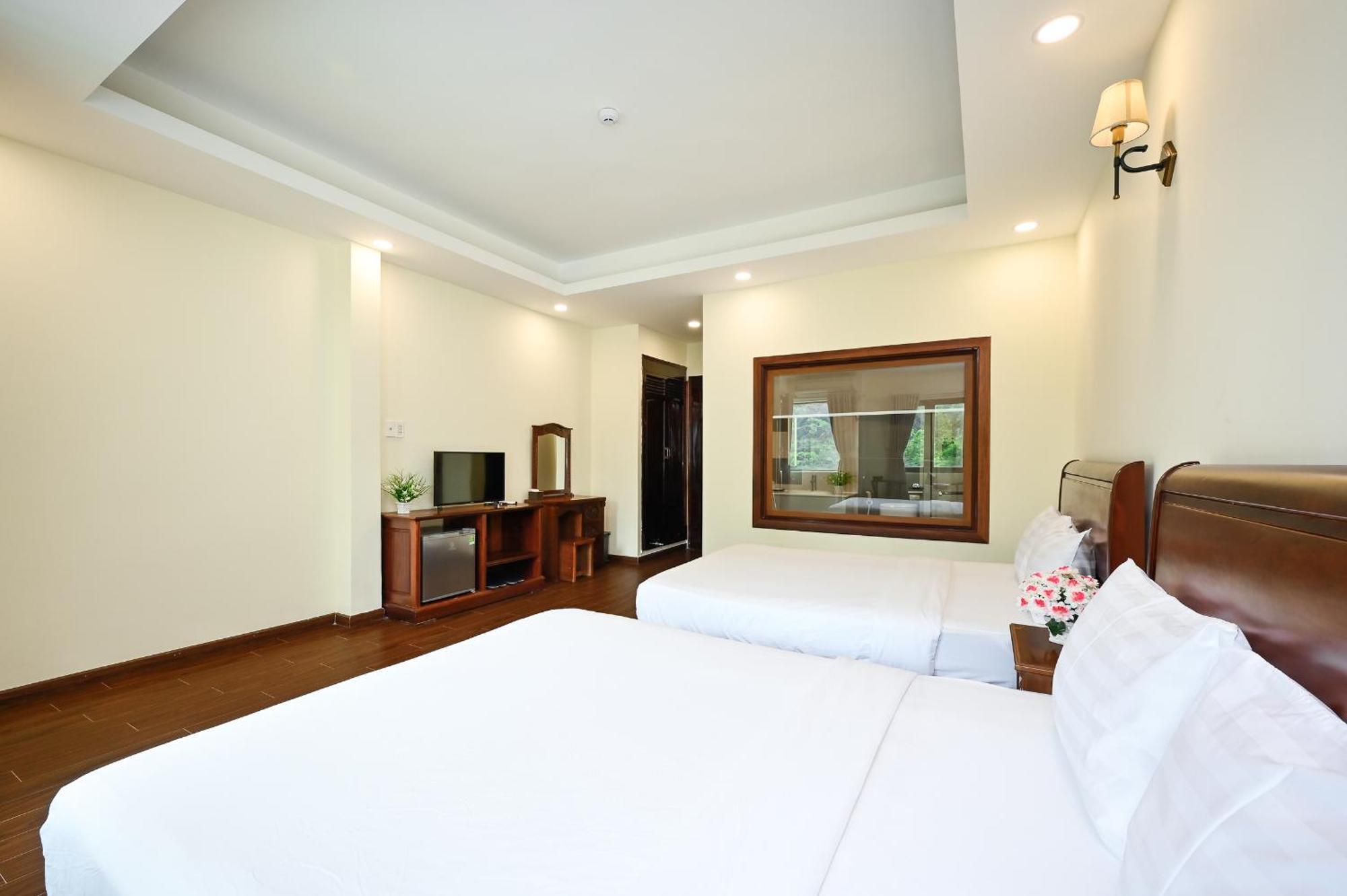 Red Sun Airport Saigon Hotel โฮจิมินห์ซิตี้ ภายนอก รูปภาพ