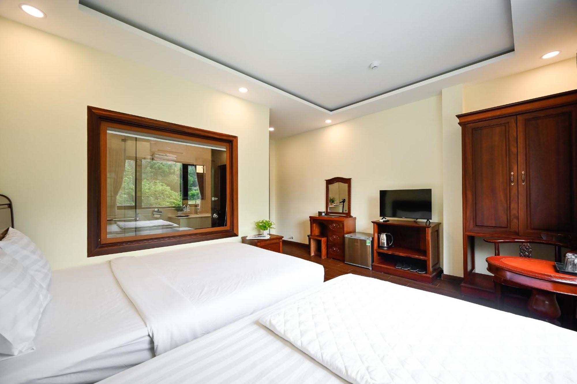 Red Sun Airport Saigon Hotel โฮจิมินห์ซิตี้ ภายนอก รูปภาพ