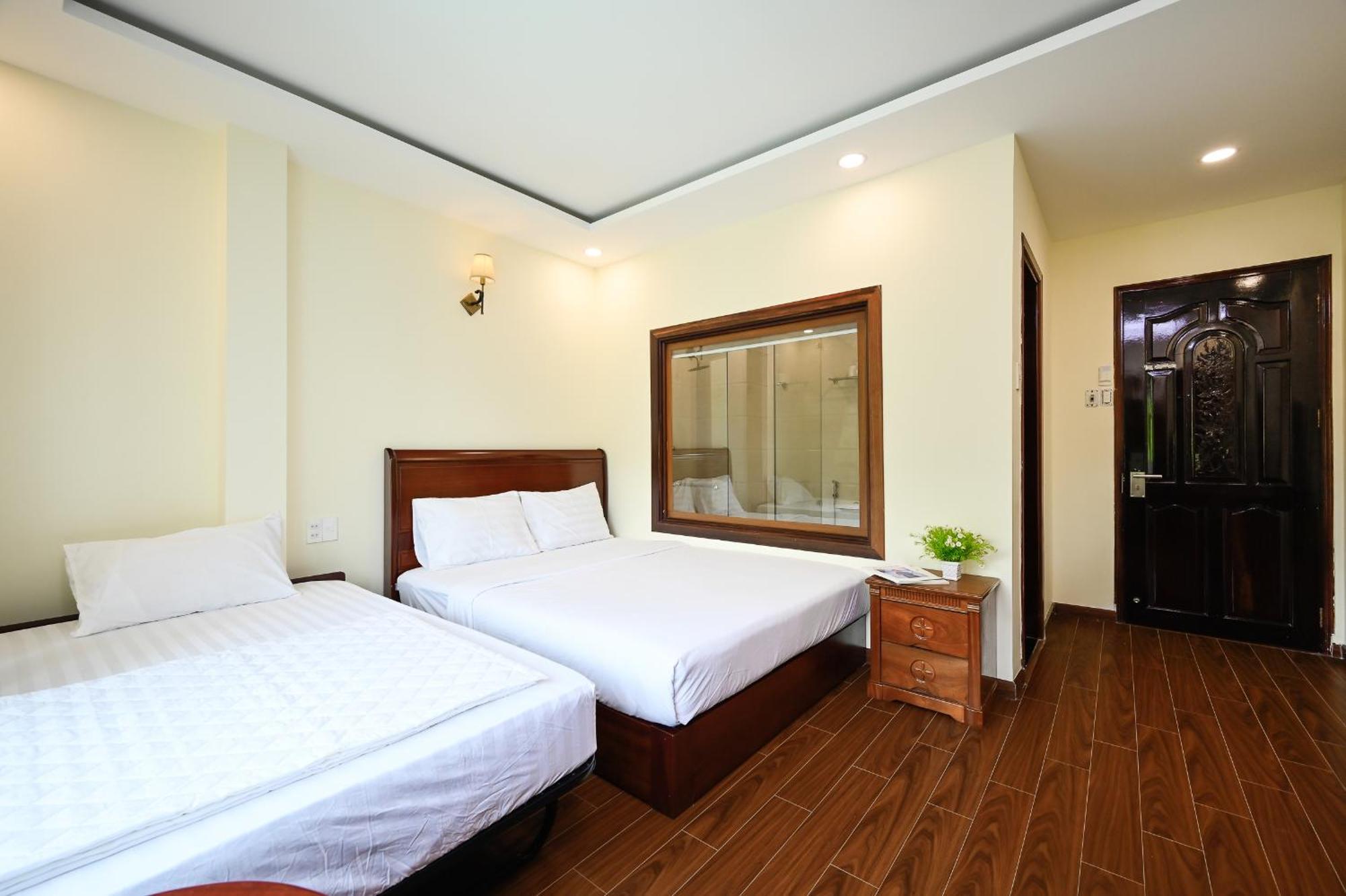 Red Sun Airport Saigon Hotel โฮจิมินห์ซิตี้ ภายนอก รูปภาพ