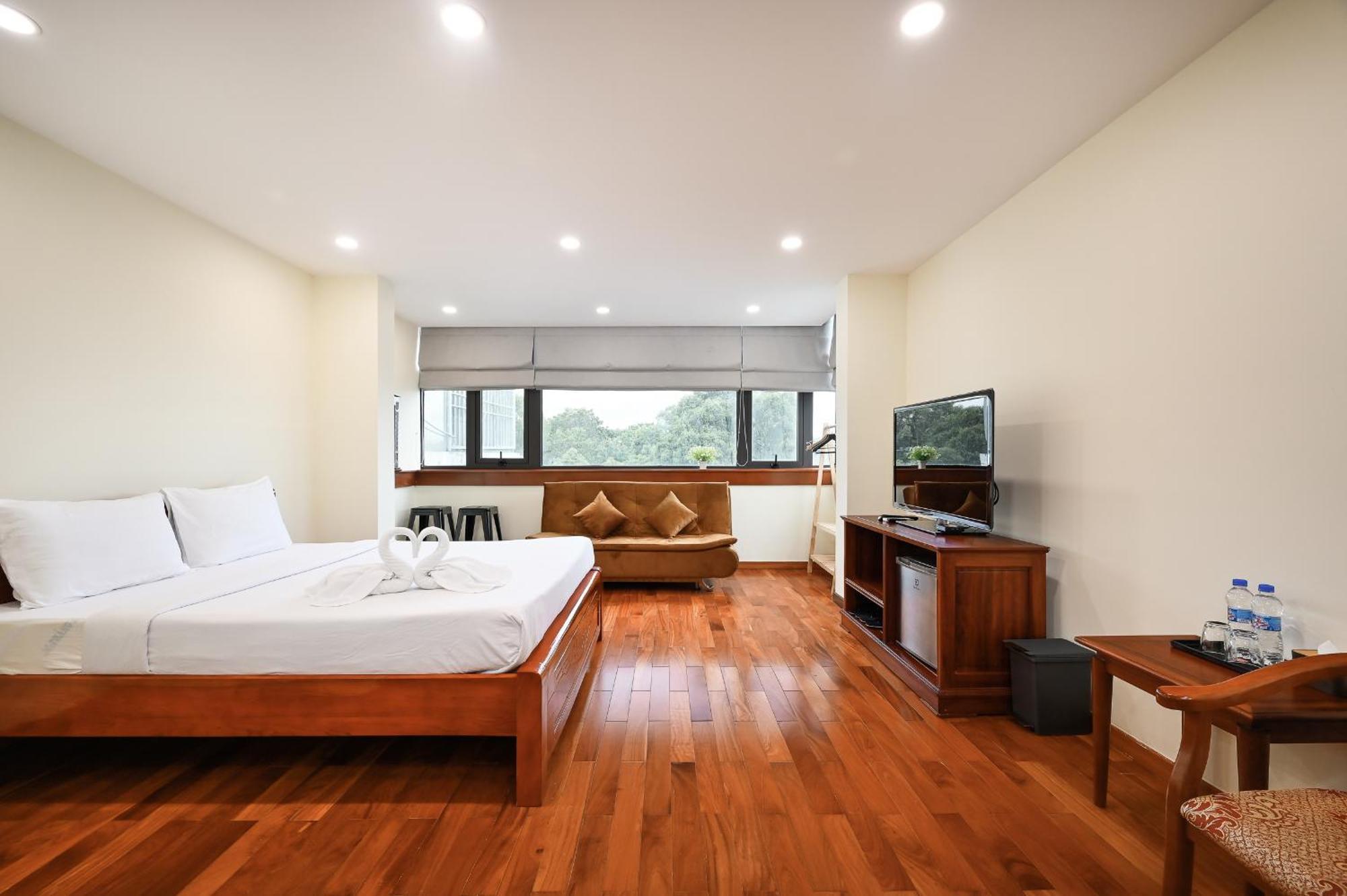 Red Sun Airport Saigon Hotel โฮจิมินห์ซิตี้ ภายนอก รูปภาพ