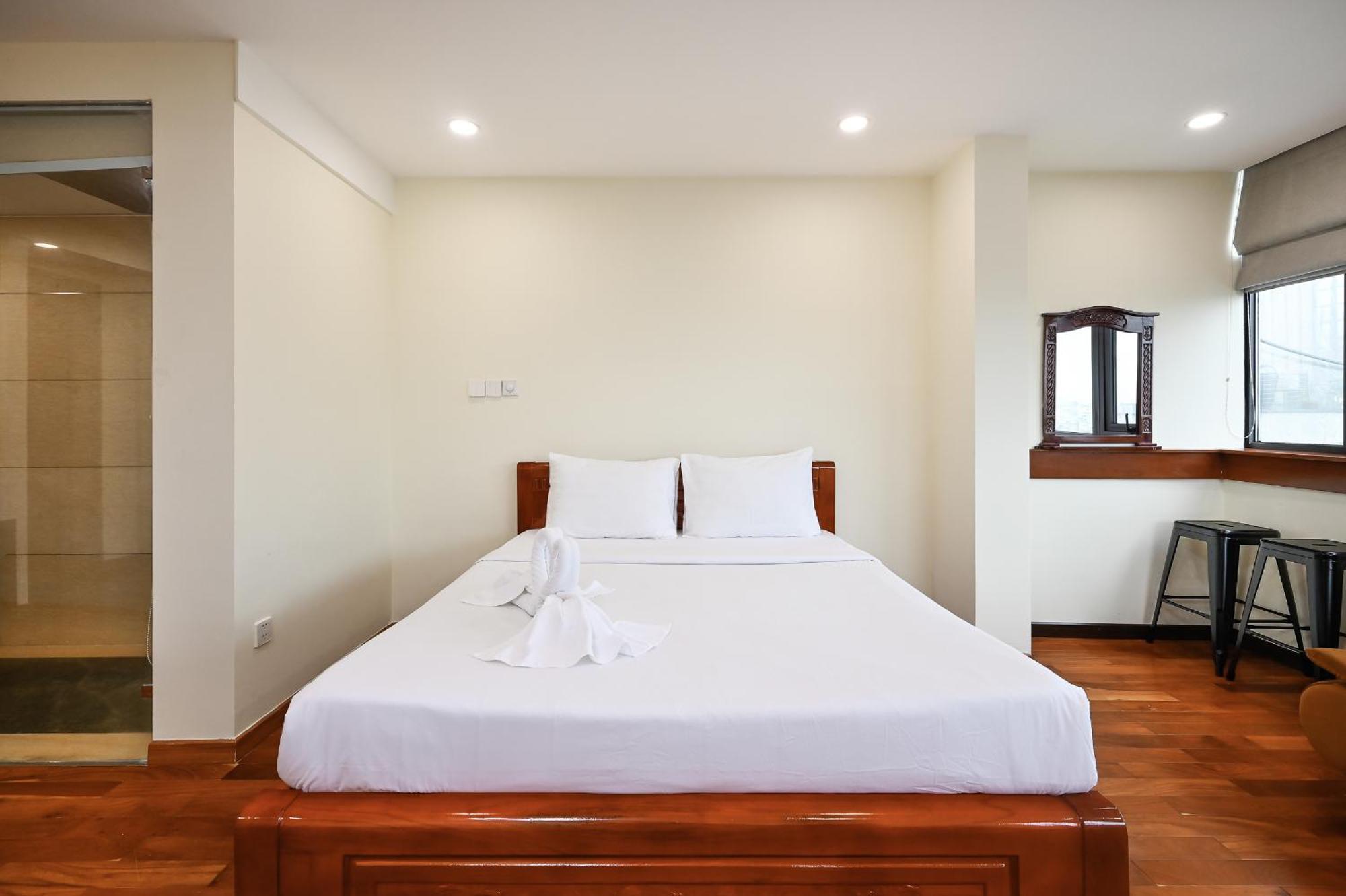 Red Sun Airport Saigon Hotel โฮจิมินห์ซิตี้ ภายนอก รูปภาพ
